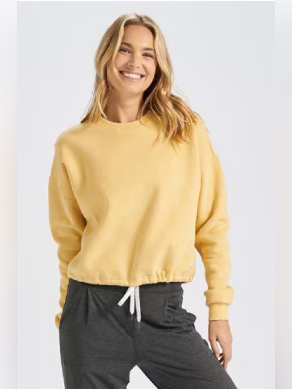 Vuori Restore Crew Pullover
Size: XS